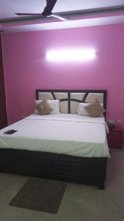 Hotel Inn Noida Exterior foto