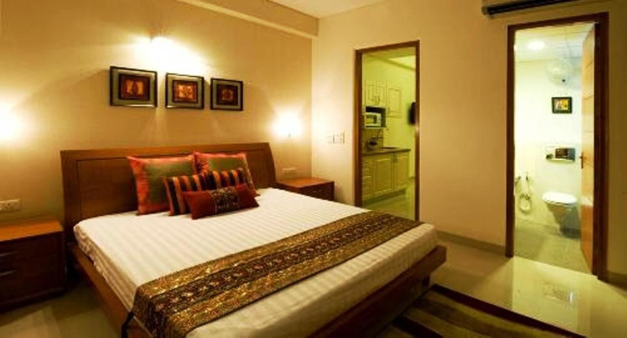 Hotel Inn Noida Exterior foto